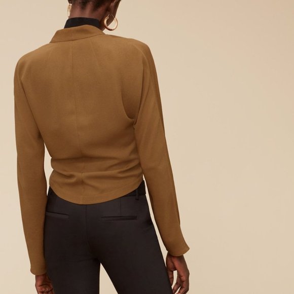 ARITZIA BABATON SHELDON DRAPED BLOUSE IN MUSTARD - Picture 3 of 6